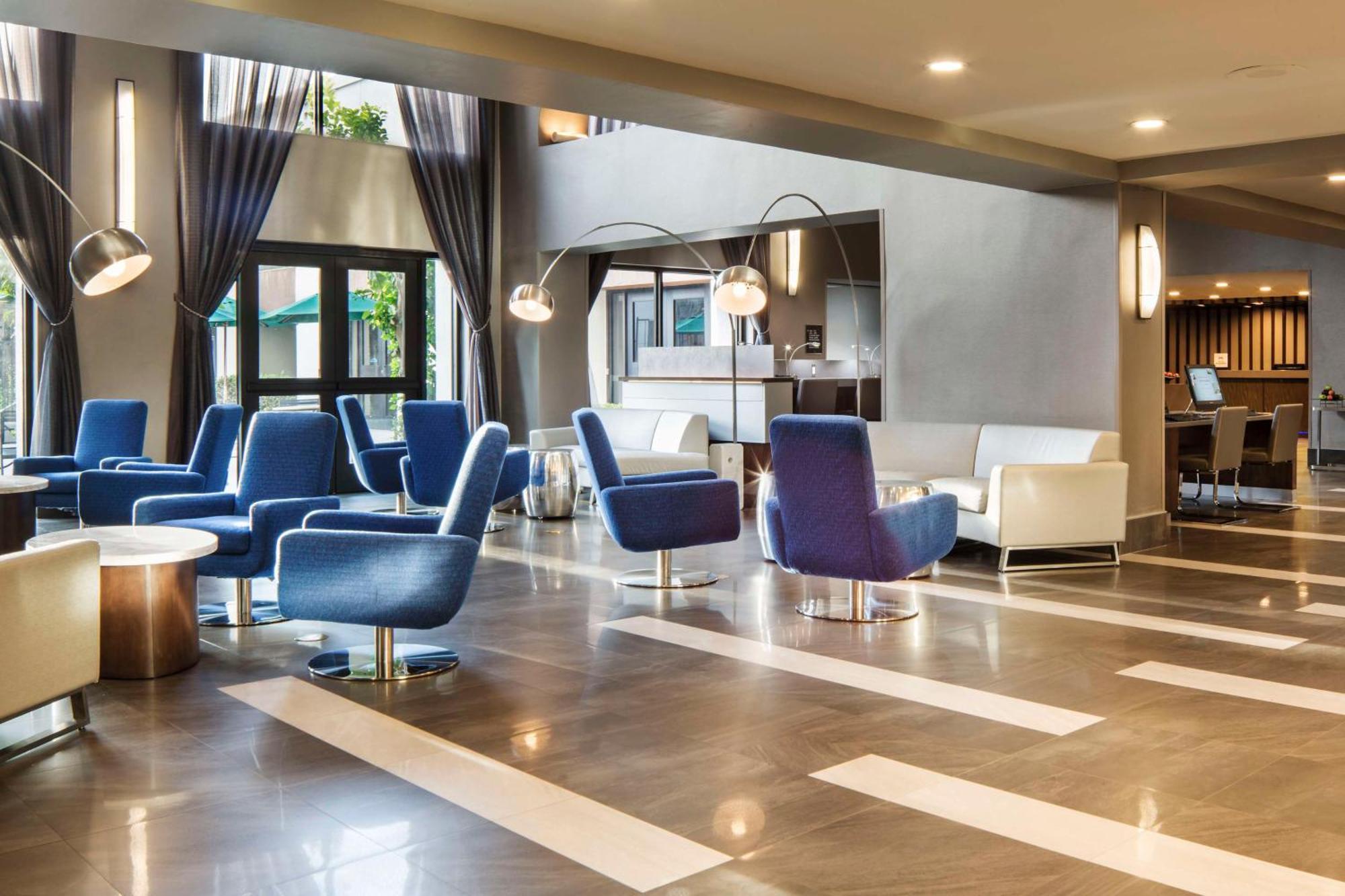 Doubletree By Hilton Newark-Fremont Hotel Екстериор снимка