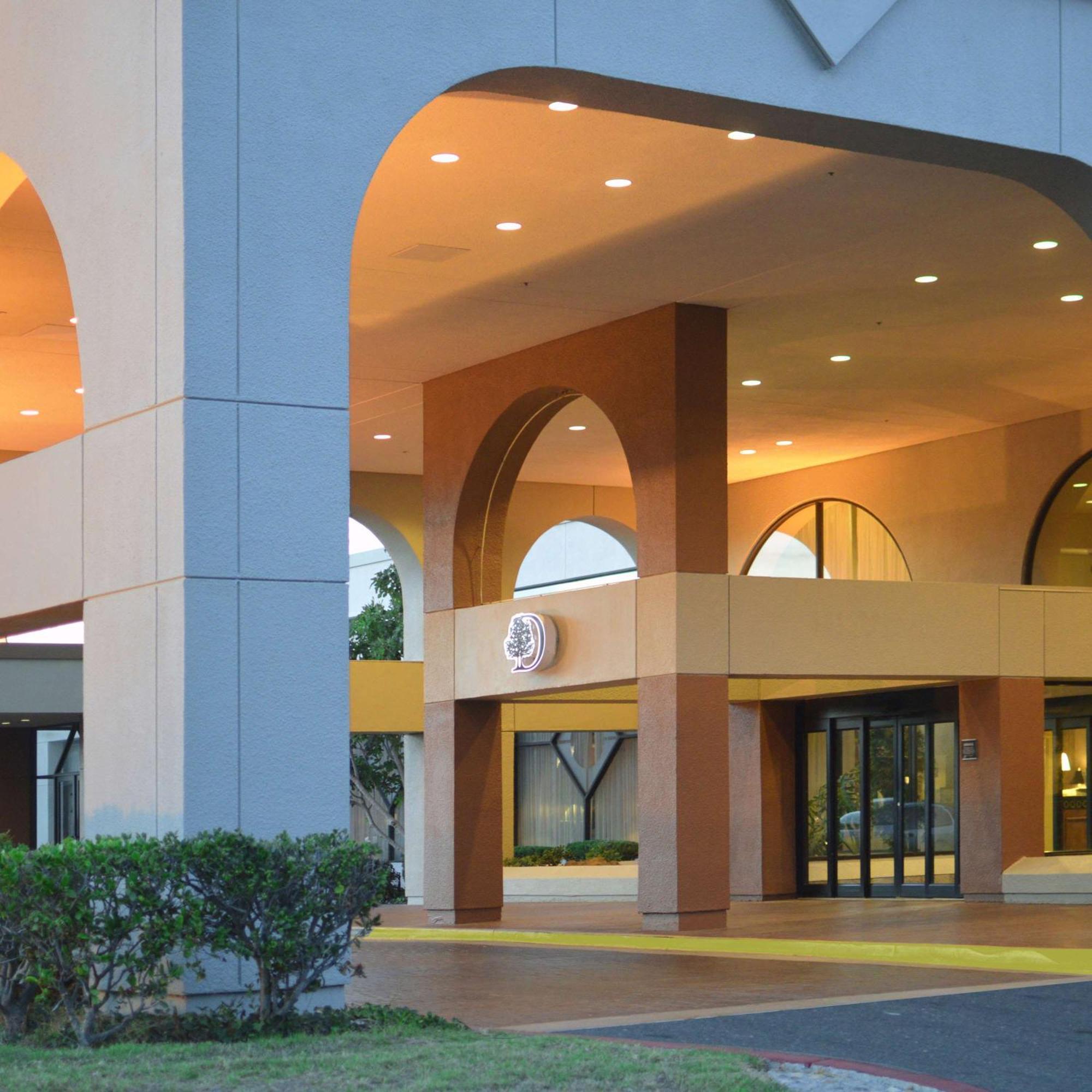 Doubletree By Hilton Newark-Fremont Hotel Екстериор снимка