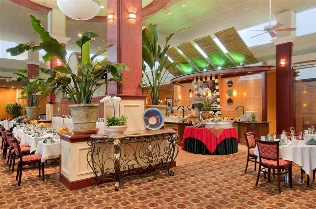 Doubletree By Hilton Newark-Fremont Hotel Ресторант снимка
